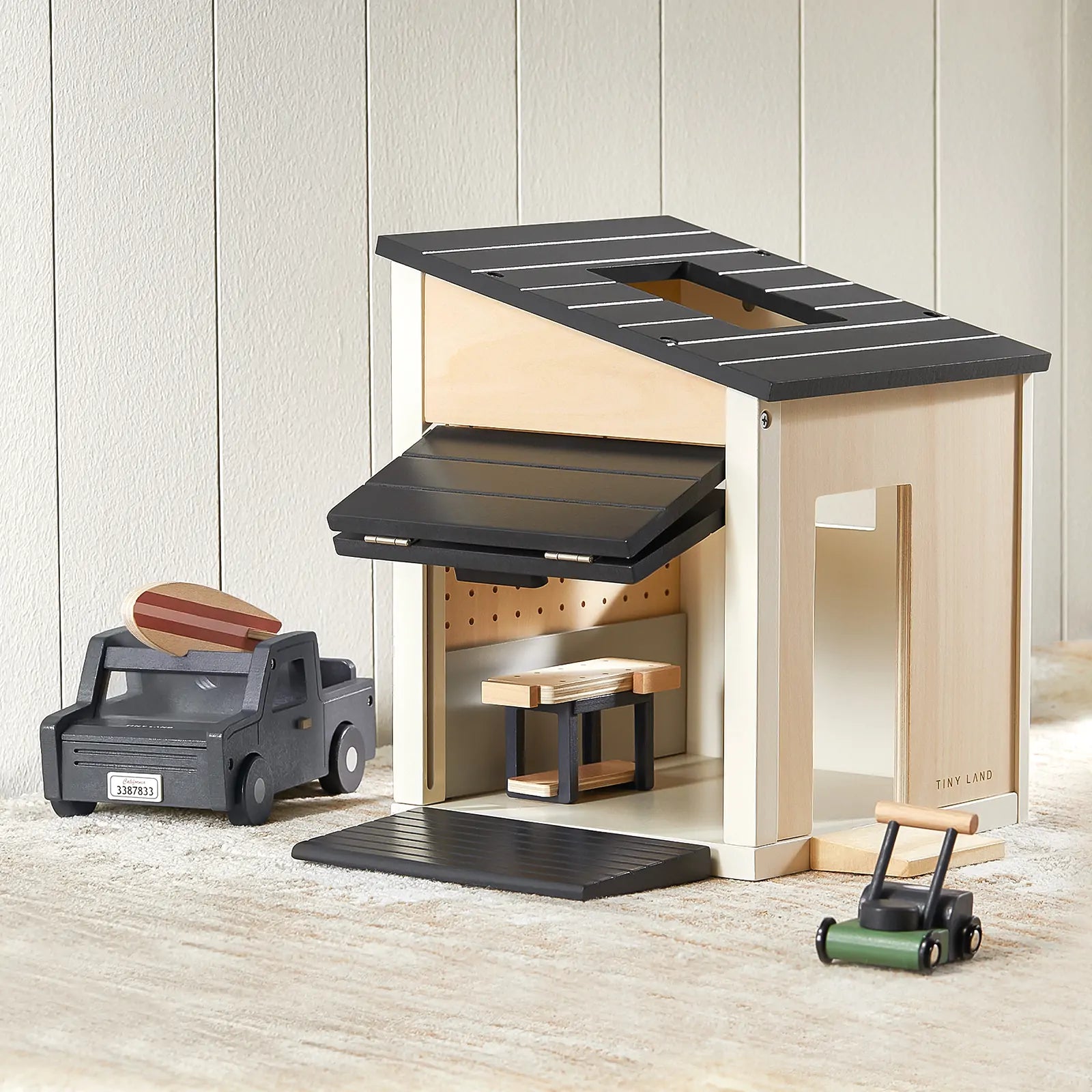 ® Wooden Dollhouse - Garage