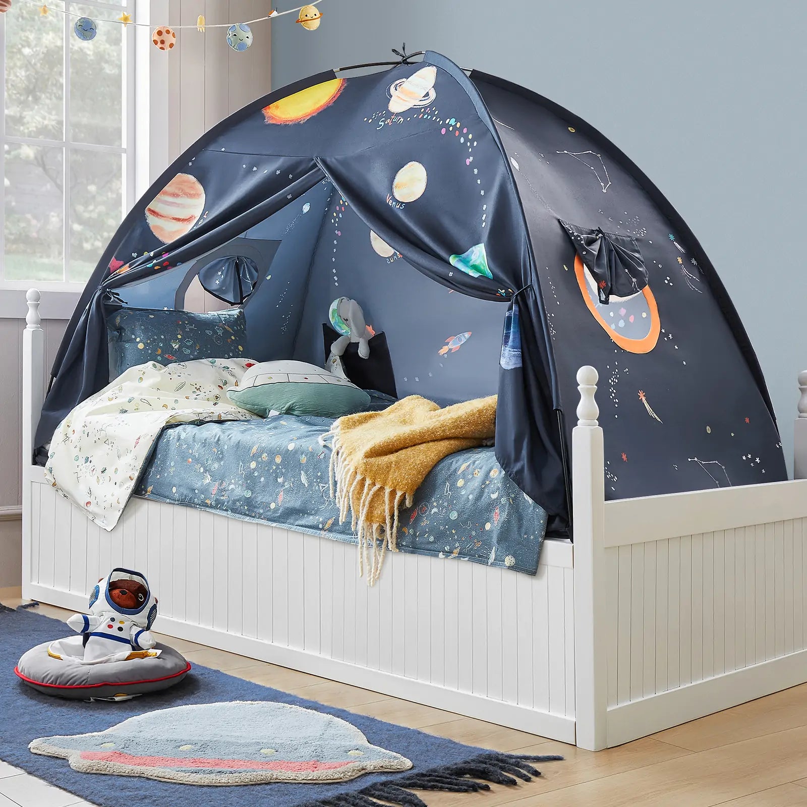 ® SpaceNest Bed Tent